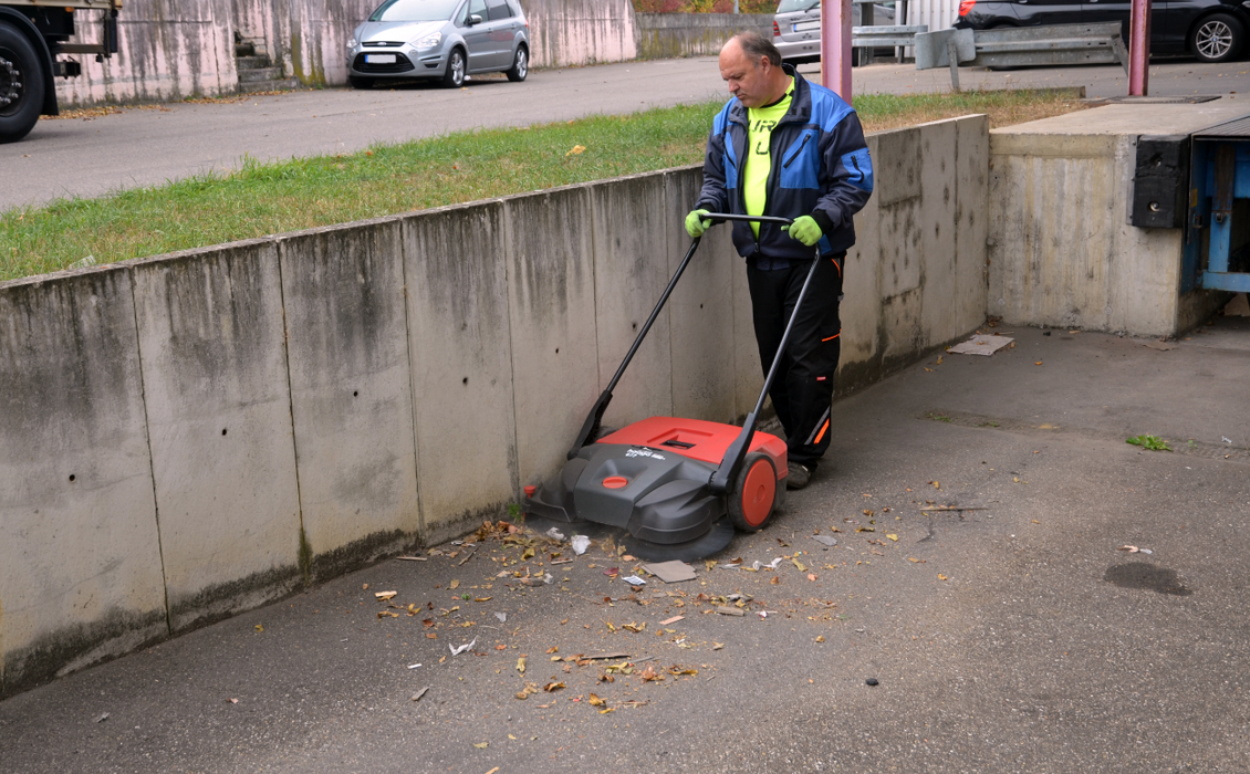 Haaga 497 Industrial Sweeper