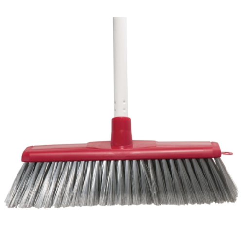 ultimate-indoor-broom-red-head